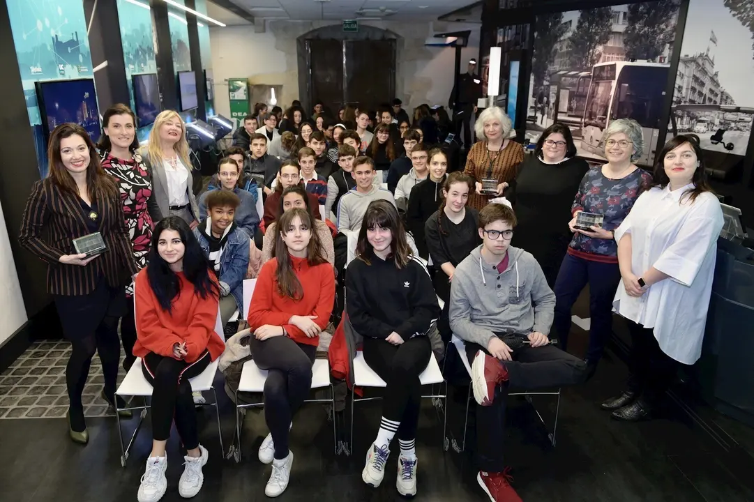 Nota De Prensa, Foto Y Audios Santander Celebra El D&iacute;a Internacional De La Mujer Y La Ni&ntilde;a En La Ciencia