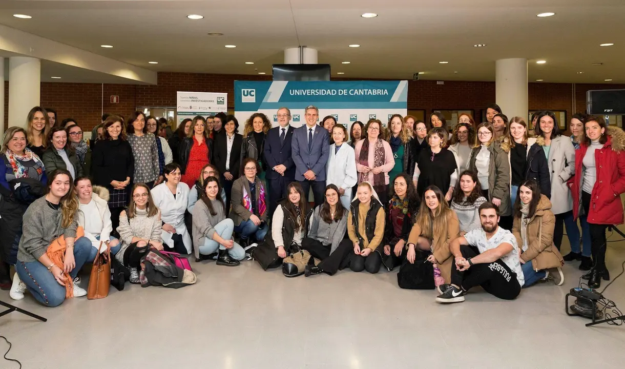 El vicepresidente, Pablo Zuloaga, y el rector de la UC, &Aacute;ngel Pazos, en acto D&iacute;a de la Mujer en la Ciencia