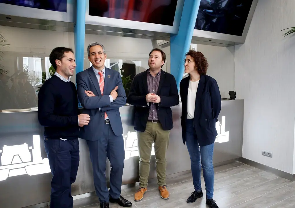 El vicepresidente Pablo Zuloaga en la inauguraci&oacute;n de la nueva taquilla del Palacio de Festivales