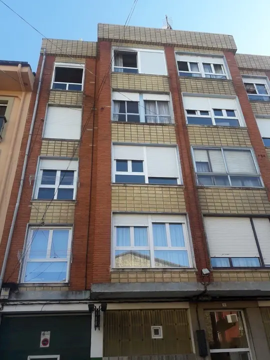 Edificio desalojado en Santo&ntilde;a por el incendio