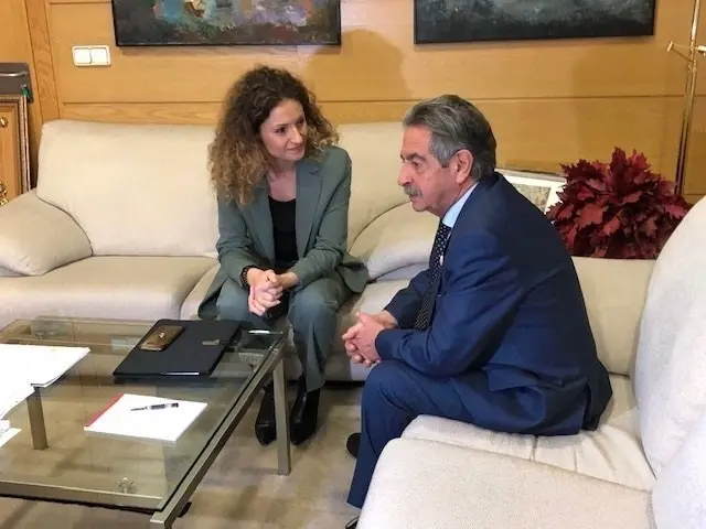 La delegada del Gobierno en Cantabria, Ainoa Qui&ntilde;ones, y el presidente de Cantabria, Miguel &Aacute;ngel Revilla