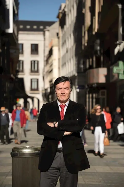 El concejal de Vox en Santander , Guillermo P&eacute;rez-Cos&iacute;o