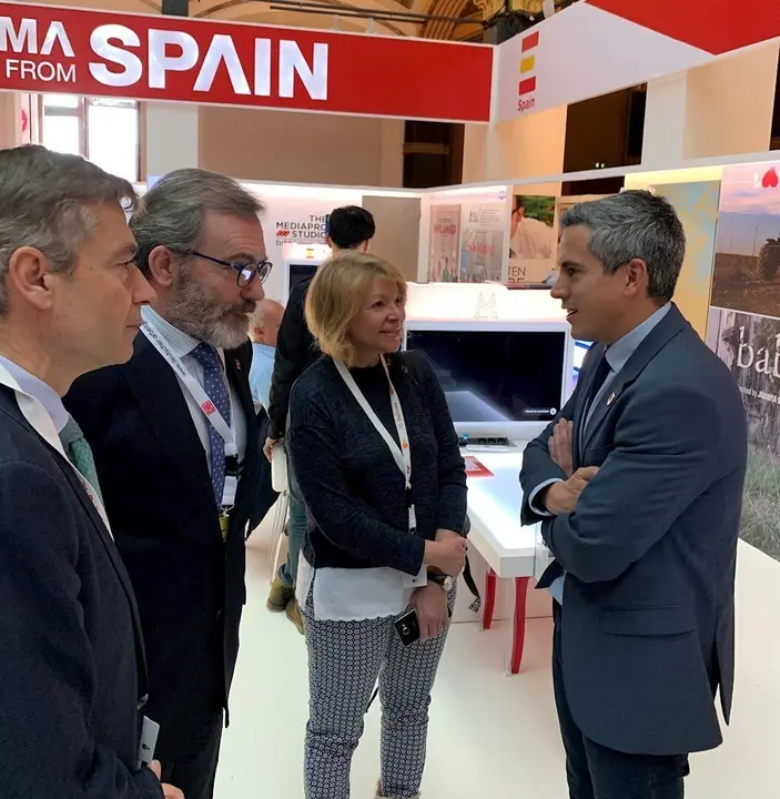 Pablo Zuloaga con el embajador de Espa&ntilde;a en Alemania