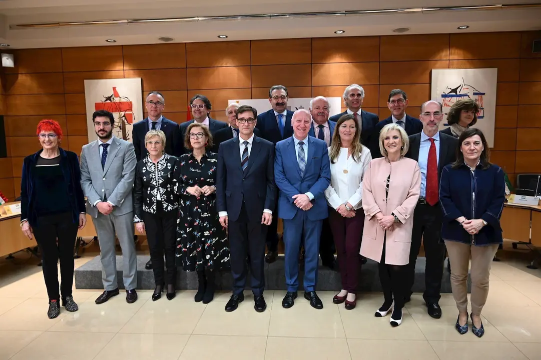 Ministro de Sanidad, Salvador Illa, y los consejeros de Sanidad de las comunidades aut&oacute;nomas reunidos en un Consejo Interterritorial del Sistema Nacional de Salud extraordinario el 25 de febrero de 2020 para tratar sobre el coronavirus.