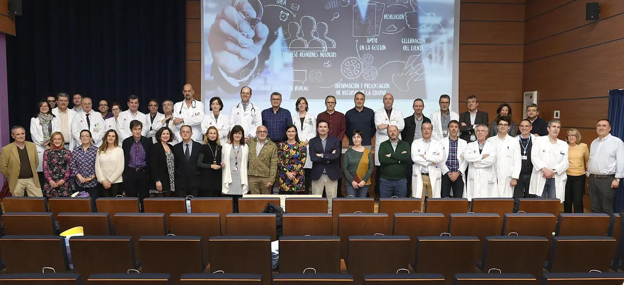 EuropaPress_2676269_Santander_Convention_Bureau_presenta_su_nueva_carta_de_servicios_al_Hospital_Valdecilla