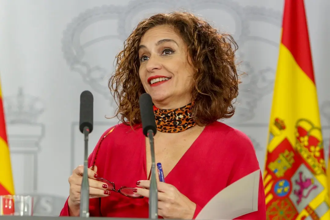 EuropaPress_2675297_La_ministra_de_Hacienda_y_Portavoz_del_Gobierno_Mar&iacute;a_Jes&uacute;s_Montero_ofrece_una_rueda_de_prensa_tras_la_primera_reuni&oacute;n_de_la_mesa_de_di&aacute;logo_entre_el_Gobierno_de_Espa&ntilde;a_y_el_Govern_de_Catalu&ntilde;a_en