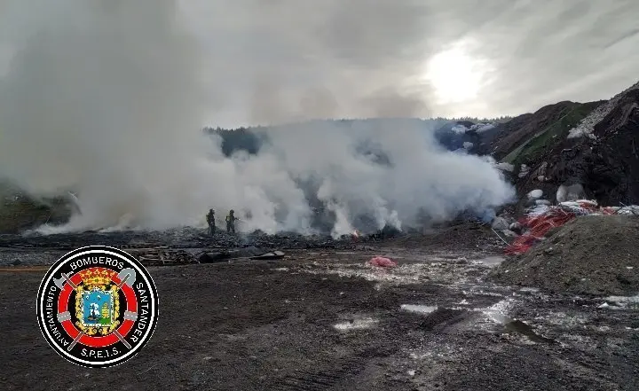 vertedero cace&ntilde;a