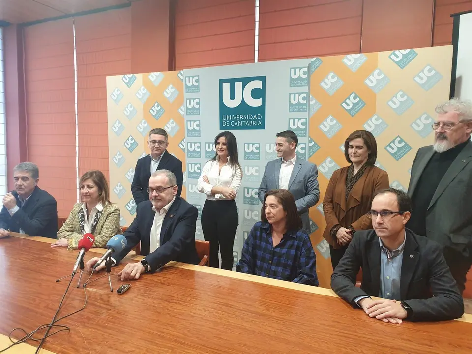 Candidatura de &Aacute;ngel Pazos a rector de la UC