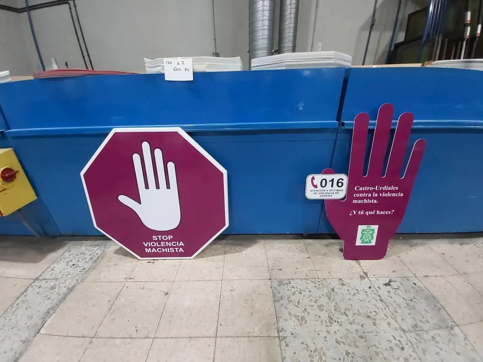 Se&ntilde;ales contra la violencia machista en Castro Urdiales