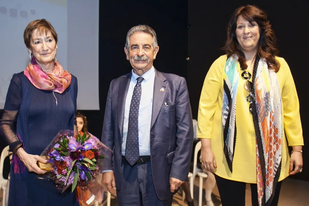 REvilla en el homenaje del PRC por el D&iacute;a de la Mujer