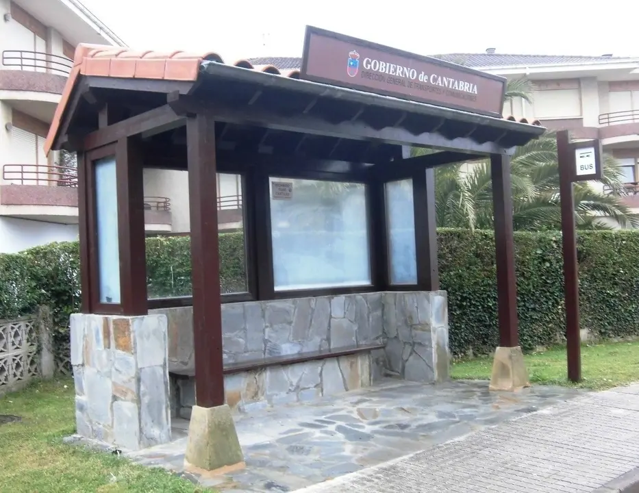 Parada de autob&uacute;s en Cantabria
