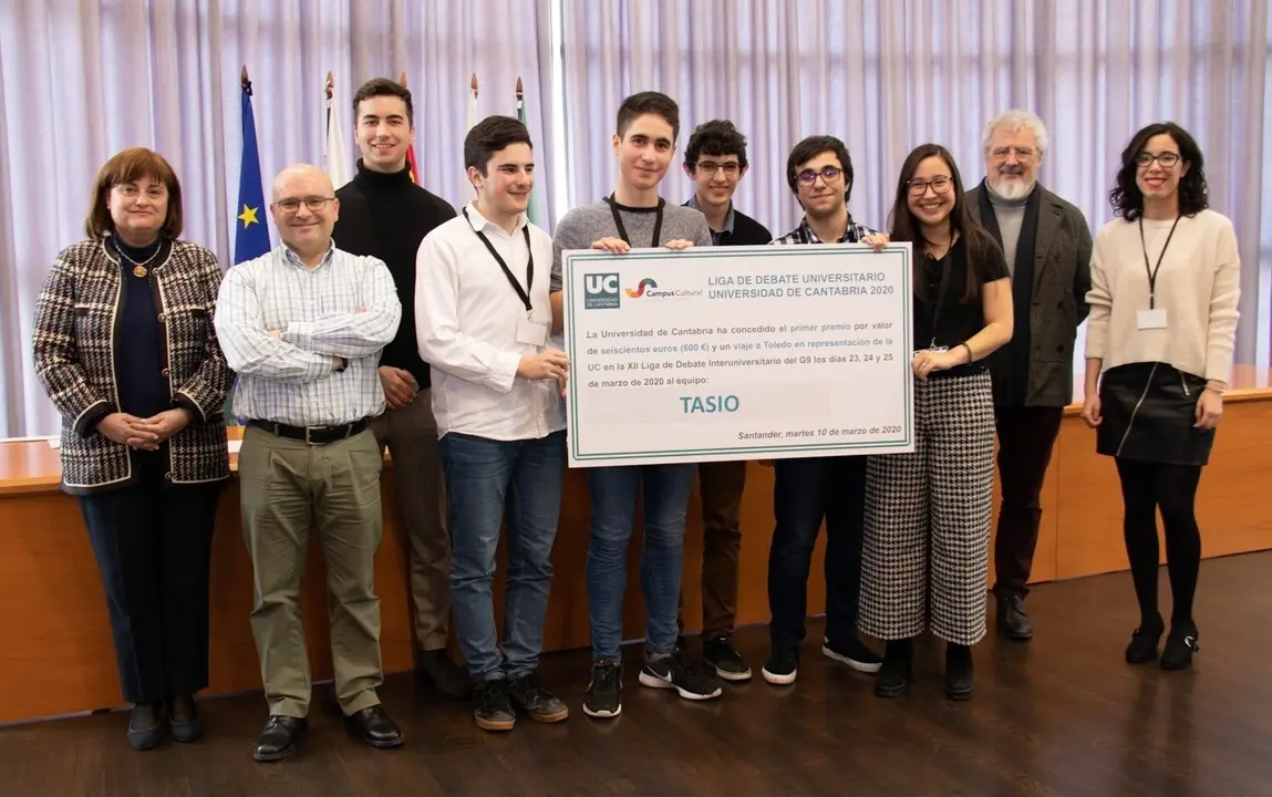 Equipo 'Tasio', ganador de la Liga de Debate 2020 de la UC