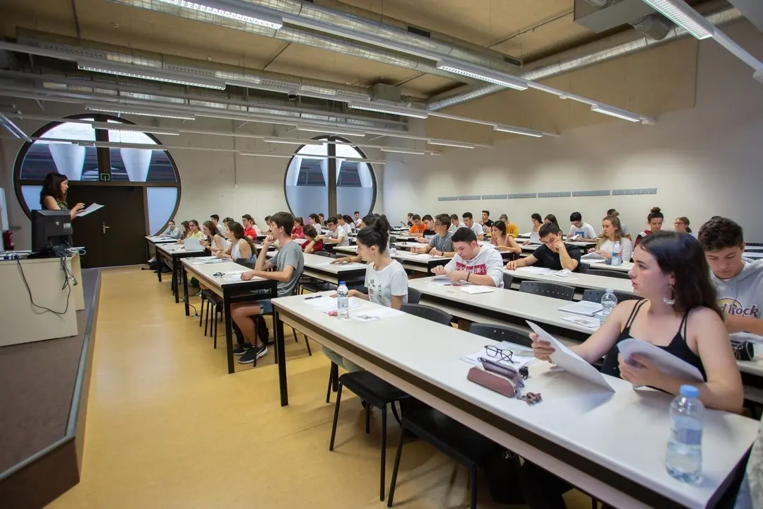 Examen de Selectividad en la Universidad P&uacute;blica de Navarra. 