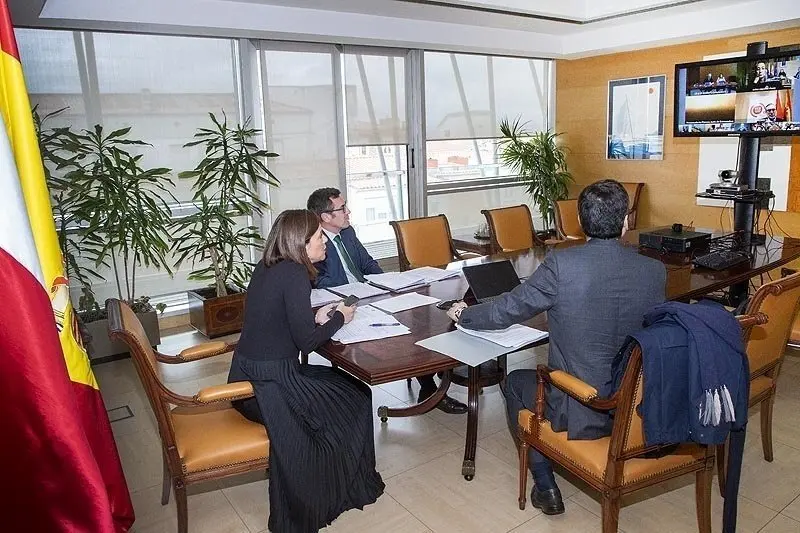 Consejera presidencia, Paula Fen&aacute;ndez
videoconferencia ministro con comunidades
nr &copy;
16 mar 2020