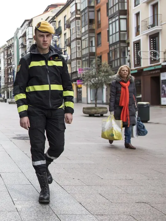 DAVID S. BUSTAMANTE 17/03/2020 SANTANDER/ CANTABRIA La Unidad Militar de Emergencias UME realiza apoyo de seguridad en Santander tras decretarse el Estado de Alerta en Espa&ntilde;a por el Coronavirus COVID-19 
