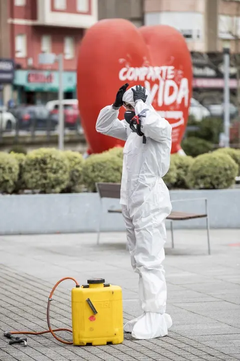 DAVID S. BUSTAMANTE 17/03/2020 SANTANDER/ CANTABRIA La Unidad Militar de Emergencias UME realiza apoyo de seguridad en Santander tras decretarse el Estado de Alerta en Espa&ntilde;a por el Coronavirus COVID-19 