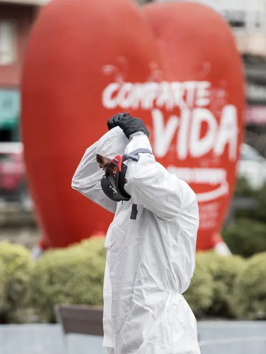 DAVID S. BUSTAMANTE 17/03/2020 SANTANDER/ CANTABRIA La Unidad Militar de Emergencias UME realiza apoyo de seguridad en Santander tras decretarse el Estado de Alerta en Espa&ntilde;a por el Coronavirus COVID-19 