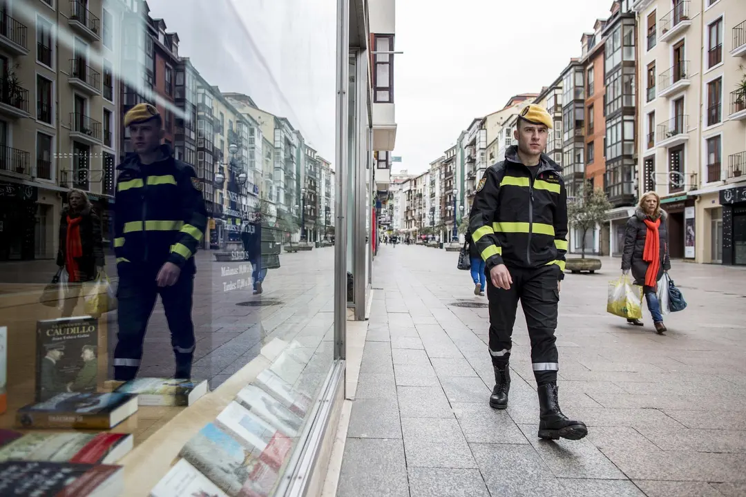 DAVID S. BUSTAMANTE 17/03/2020 SANTANDER/ CANTABRIA La Unidad Militar de Emergencias UME realiza apoyo de seguridad en Santander tras decretarse el Estado de Alerta en Espa&ntilde;a por el Coronavirus COVID-19 