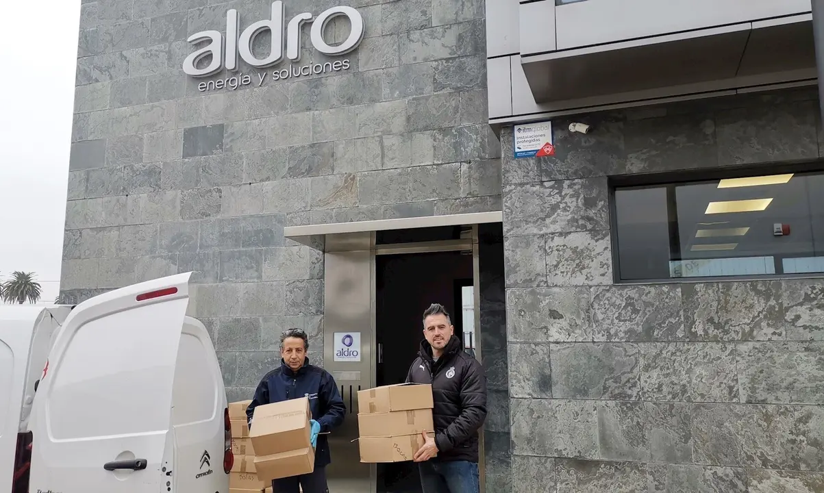 El Racing y Aldro donan delantales por el coronavirus