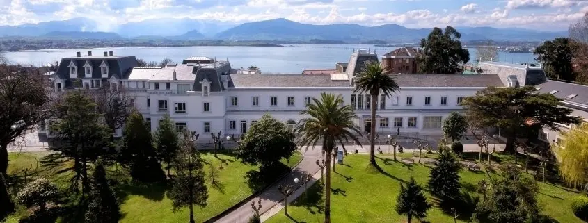 HOSPITAL-DESDE-EL-AIRE-MARZO-2017-scaled-1-845x321