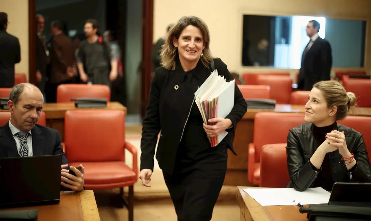 La vicepresidenta cuarta y ministra para la Transici&oacute;n Ecol&oacute;gica y el Reto Demogr&aacute;fico, Teresa Ribera, a su llegada a la Comisi&oacute;n de Transici&oacute;n Ecol&oacute;gica del Congreso de los Diputados para explicar las l&iacute;neas generales de actuaci&oacute;n de su Departamento en l