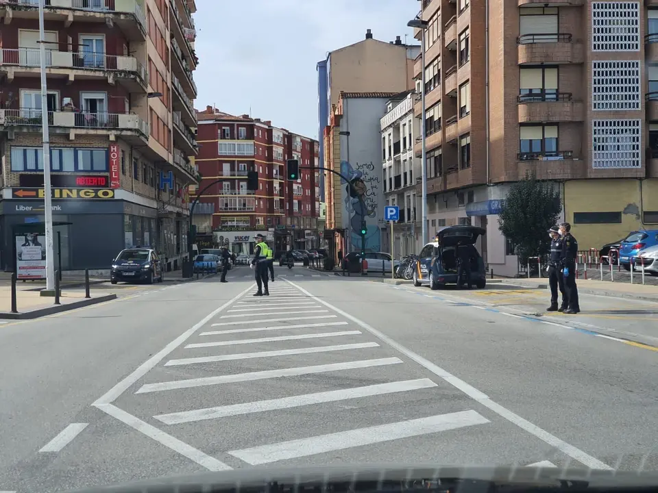 FOTO CONTROL POLICÍA NACIONAL 2