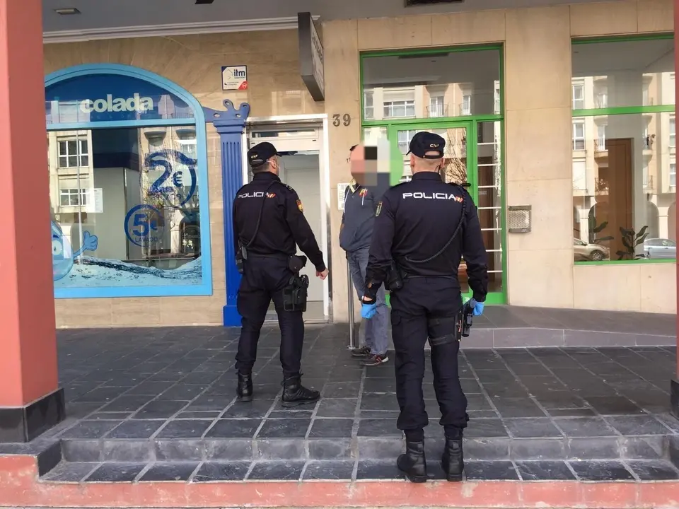 Control de la Polic&iacute;a Nacional