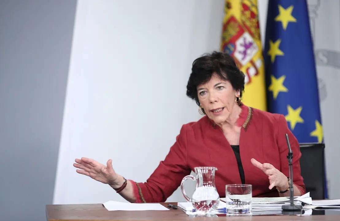 La ministra de Educaci&oacute;n y Formaci&oacute;n Profesional, Isabel Cela&aacute;, en una rueda de prensa en Moncloa a primeros de marzo. 