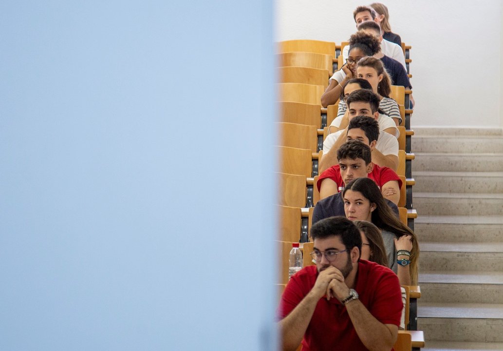Estudiantes en la Selectividad del año pasado en la Universidad de Sevilla.