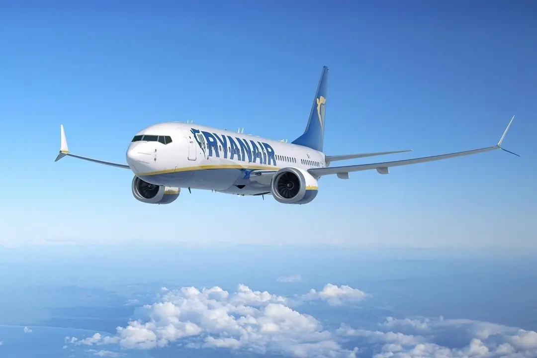 Avi&oacute;n de Ryanair.