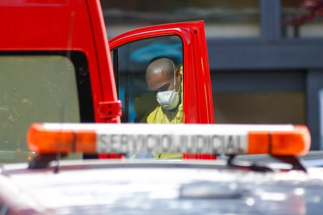 Los trabajos de mantenimiento y custodia de cad&aacute;veres de las v&iacute;ctimas de coronavirus en el Palacio de Hielo contin&uacute;an sin descanso 