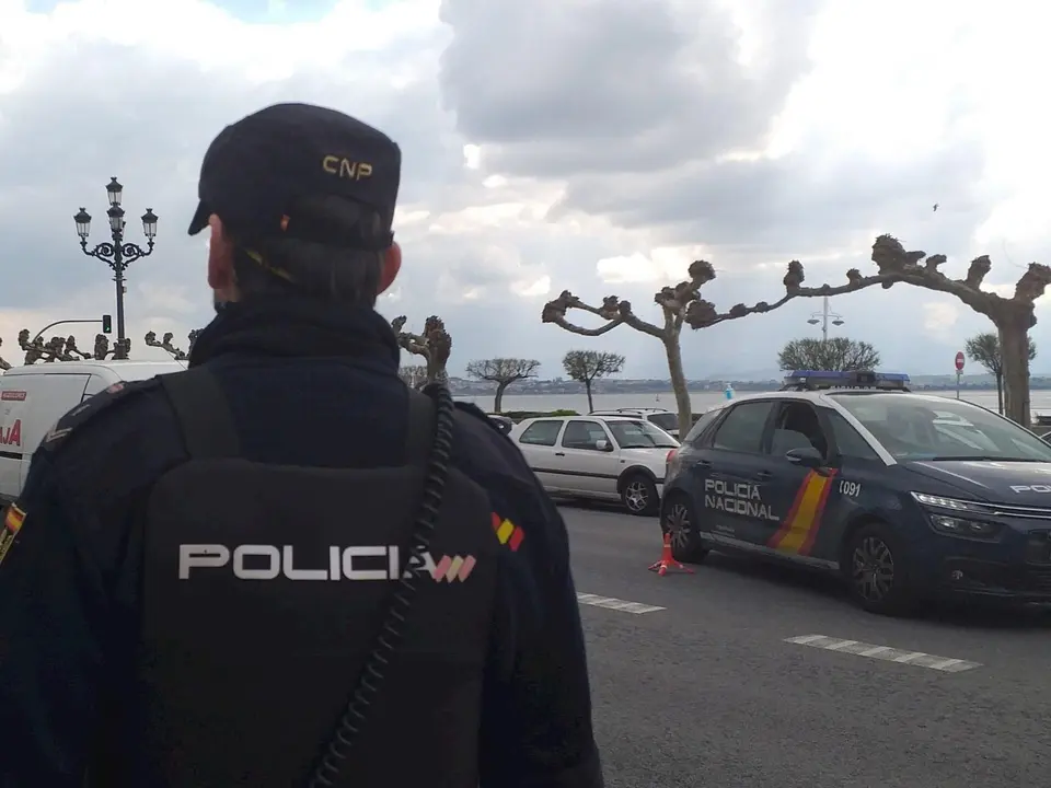 Polic&iacute;a Nacional en Santander