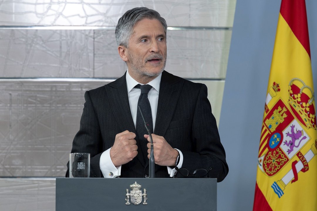 El ministro del Interior, Fernando Grande-Marlaska, durante una rueda de prensa en relación al coronavirus, en Moncloa, en Madrid (España) a 5 de abril de 2020.