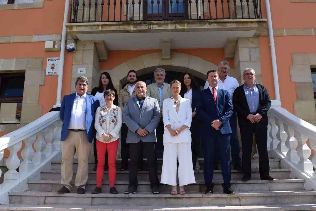 Corporaci&oacute;n municipal Pi&eacute;lagos