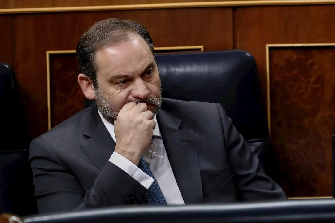 El ministro de Transporte y Movilidad, Jos&eacute; Luis &Aacute;balos, durante el pleno celebrado el pasado jueves en el Congreso para aprobar una nueva pr&oacute;rroga del estado de alarma