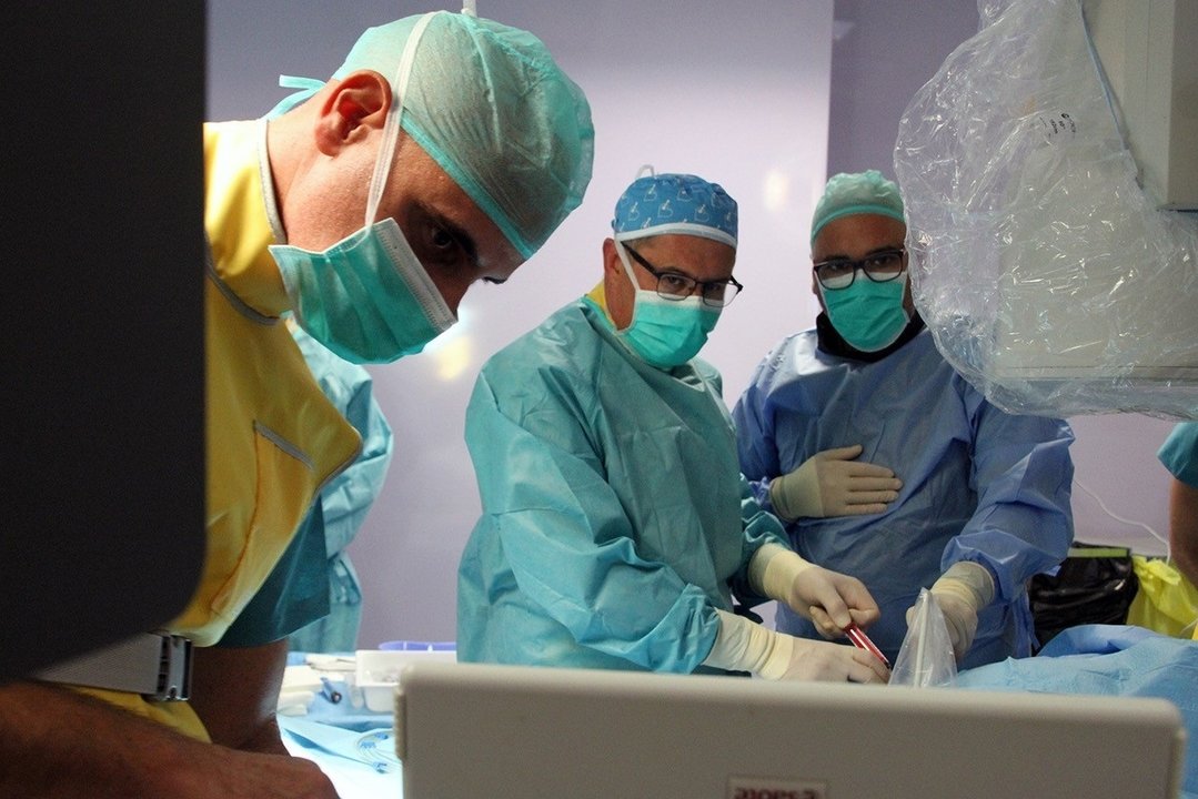 Hospital Quirónsalud Sagrado Corazón implantar el primer marcapasos sin cables de la sanidad privada sevillana