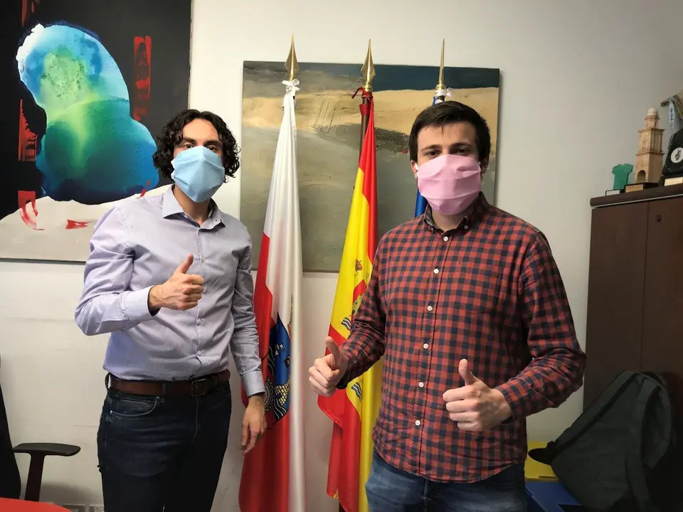 Reparto de mascarillas en Astillero