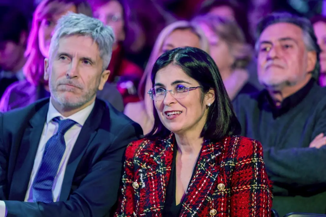El ministro del Interior, Fernando Grande-Marlaska; y la ministra de Pol&iacute;tica Territorial y Funci&oacute;n P&uacute;blica, Carolina Darias, durante el acto del PSOE con motivo del 8 de Marzo en el espacio 'La Pr&oacute;xima Estaci&oacute;n', en Madrid (Espa&ntilde;a) a 3 de marzo de 2020.