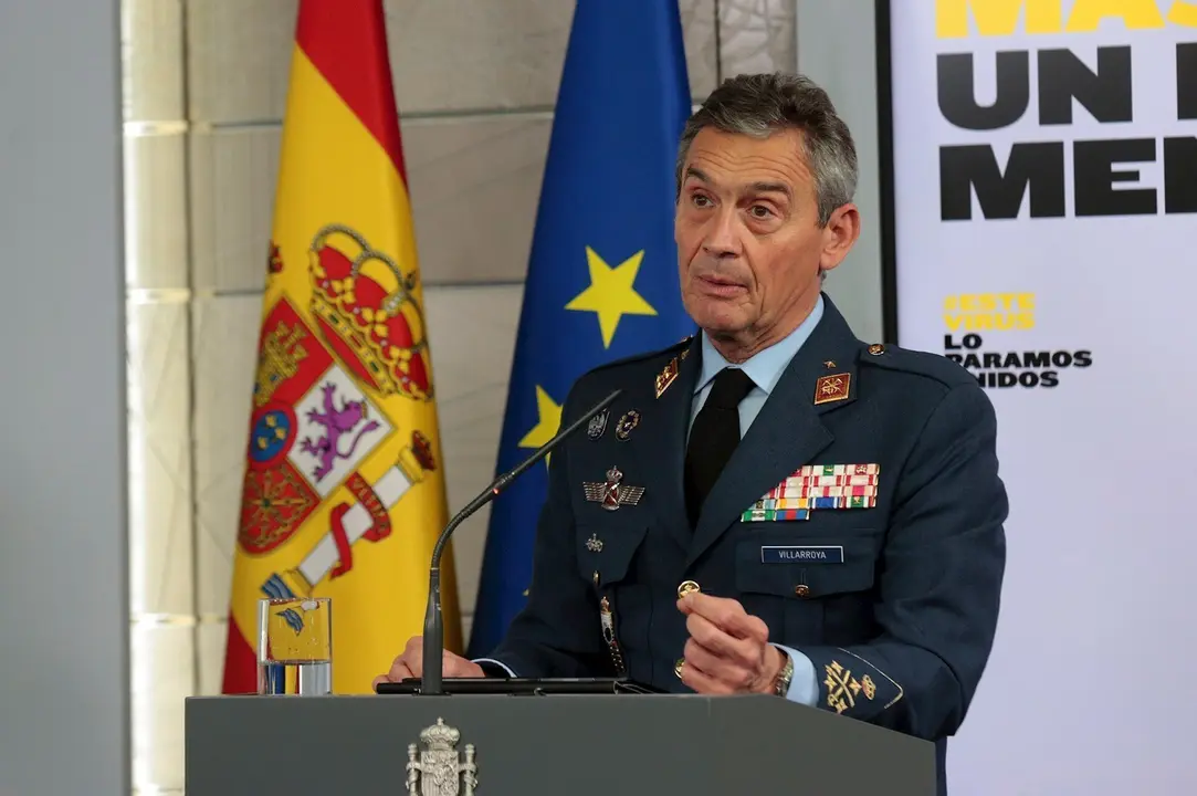 El jefe del Estado Mayor de la Defensa, Miguel Villarroya, interviene en la rueda de prensa convocada por el Comit&eacute; T&eacute;cnico del Covid-19 para informar sobre las &uacute;ltimas novedades respecto a la crisis sanitaria. En Madrid, (Espa&ntilde;a), a 18 de abril de 2020.