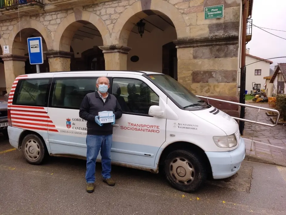 Reparto de mascarillas