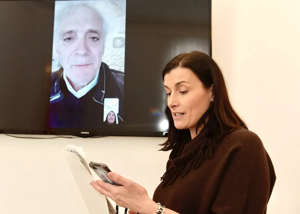 Gema Igual en videoconferencia con &Aacute;ngel Cuevas