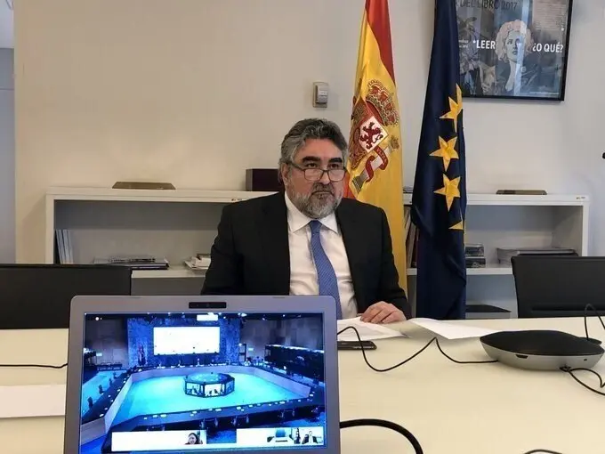 El ministro de Cultura y Deporte, Jos&eacute; Manuel Rodr&iacute;guez Uribes, durante la reuni&oacute;n telem&aacute;tica con los ministros de Deportes de la Uni&oacute;n Europea