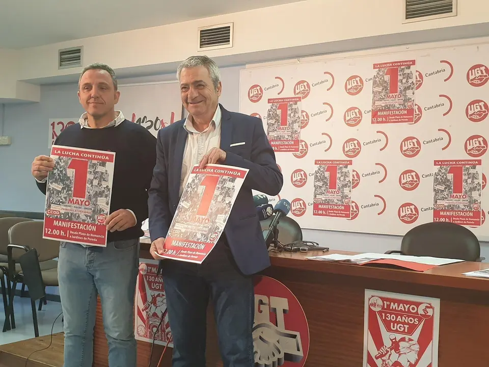 Los secretarios generales de UGT y CCOO en Cantabria, Mariano Carmona y Carlos S&aacute;nchez