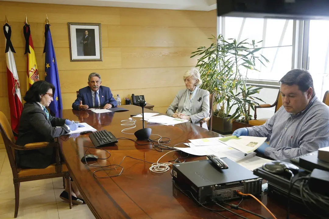 Presidente De Cantabria. Miguel Angel Revilla. Turismo. Educacion.27  May  2026 Abr 20