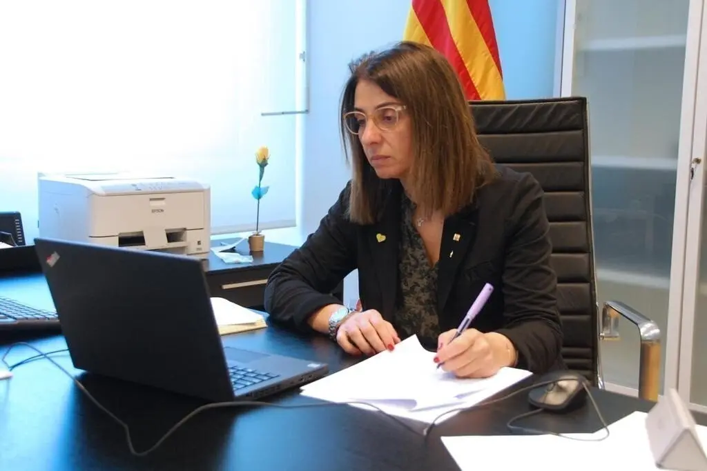 La  consellera de Presidencia, Meritxell Bud&oacute;, en la reuni&oacute;n del Consell Executiu realizada por videoconferencia