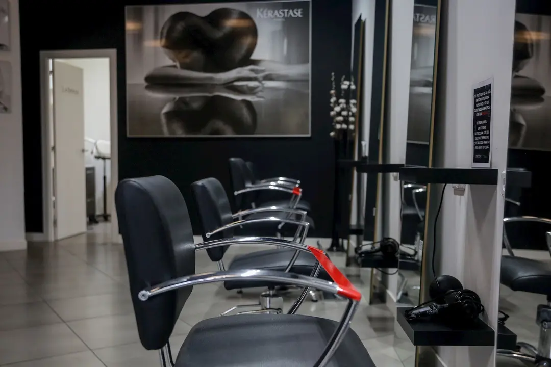 Peluquer&iacute;a durante estado de alarma. Archivo