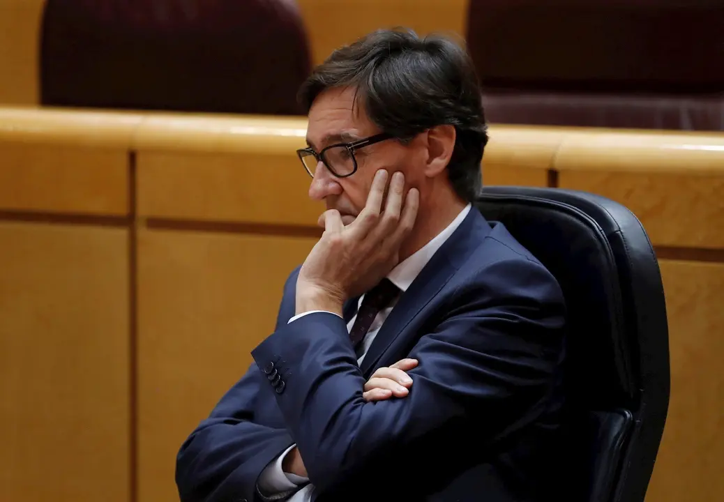 El ministro de Sanidad, Salvador Illa, durante la primera sesi&oacute;n de control al Gobierno en el Senado desde la declaraci&oacute;n del estado de alarma por el coronavirus. En Madrid (Espa&ntilde;a) a 21 de abril de 2020.