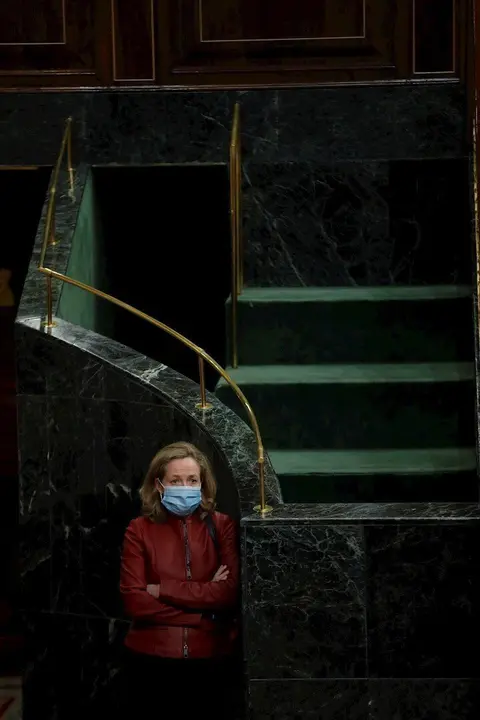 La vicepresidenta de Asuntos Econ&oacute;micos, Nadia Calvi&ntilde;o, durante una sesi&oacute;n de control al Ejecutivo