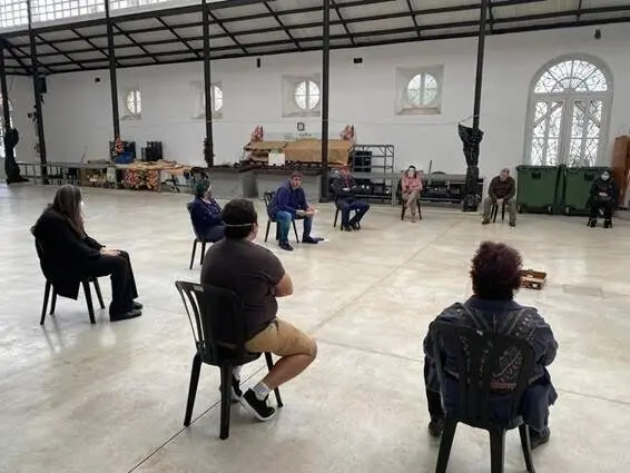 Reuni&oacute;n con los comerciantes de la Plaza de Abastos