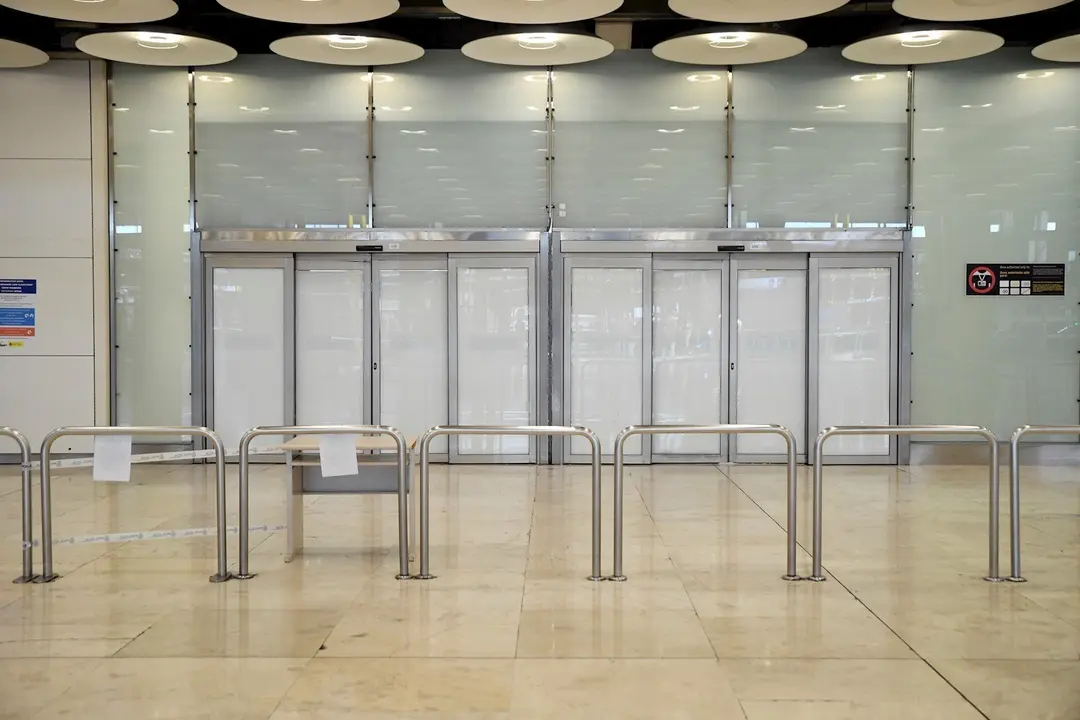 Puertas de salida de pasajeros del Aeropuerto Adolfo Su&aacute;rez Madrid Barajas.